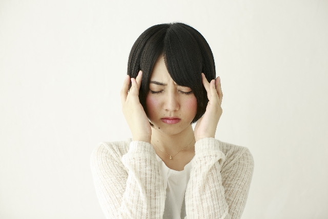 産後の頭痛はホルモンバランスの変化や体の歪みが原因